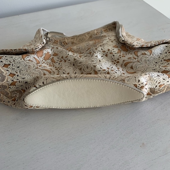 Alexander McQueen De Manta Clutch - Picture 6 of 6